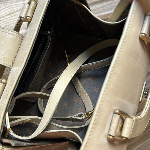 Purse - Picture 2 of 2